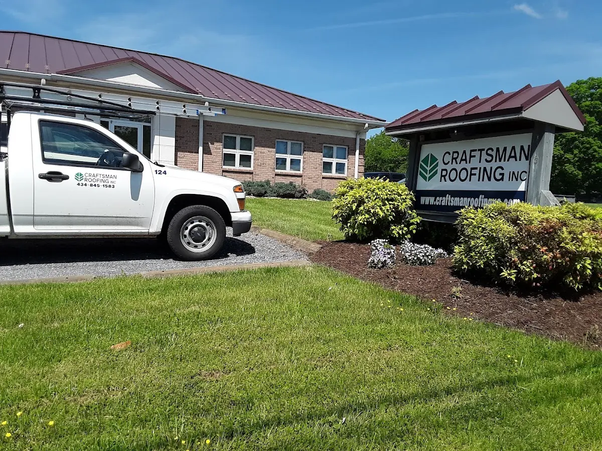 Quality Gutter & Downspout Repair by experienced craftsmen in Rollingreen